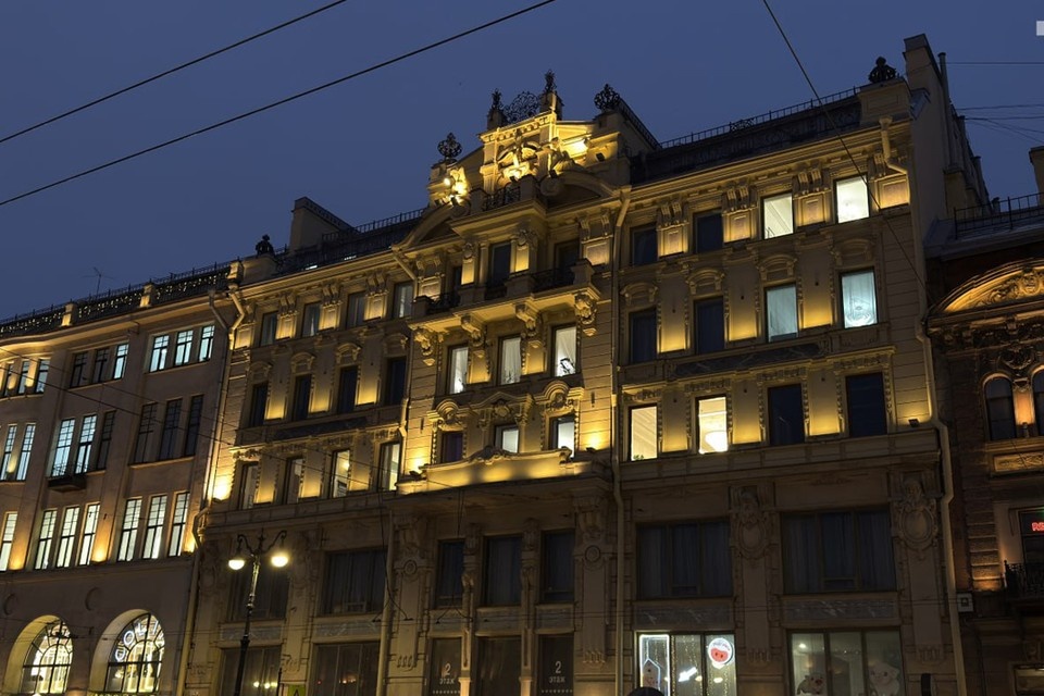    Доходный дом расположен на Невском проспекте. Фото: t.me/centr78