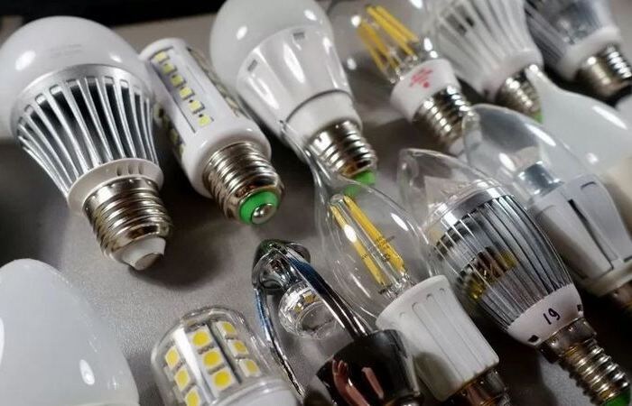 Свет может быть плохим.