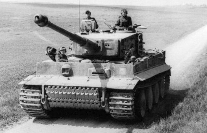 Первые Тигры выступили под Ленинградом.