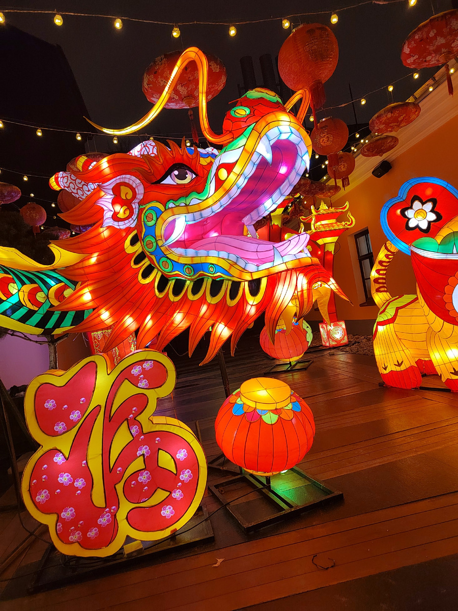 Китайские драконы в Москве. Где сделать стильные фото к Китайскому Новому году