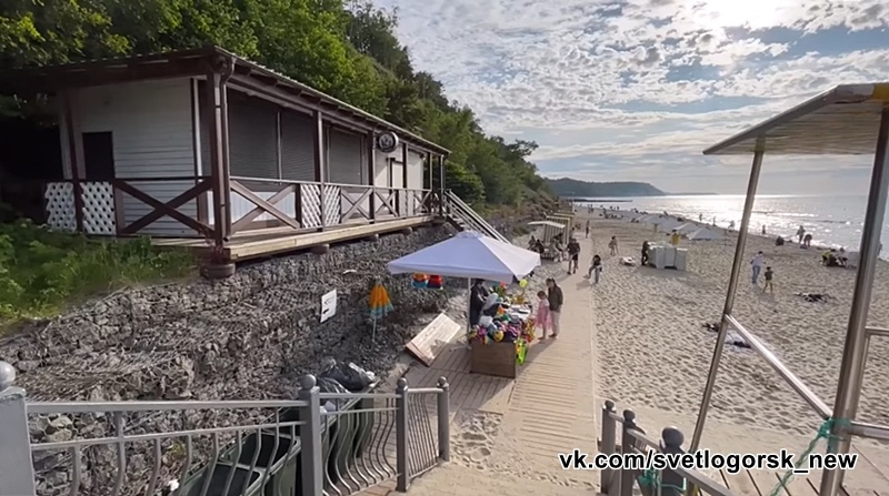 Бесплатный городской пляж в Светлогорске летом 2025 года