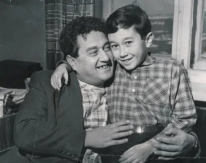 Виктор Драгунский с сыном Денисом