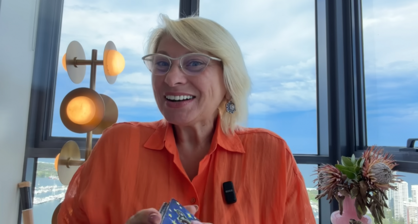    Скриншот из видео