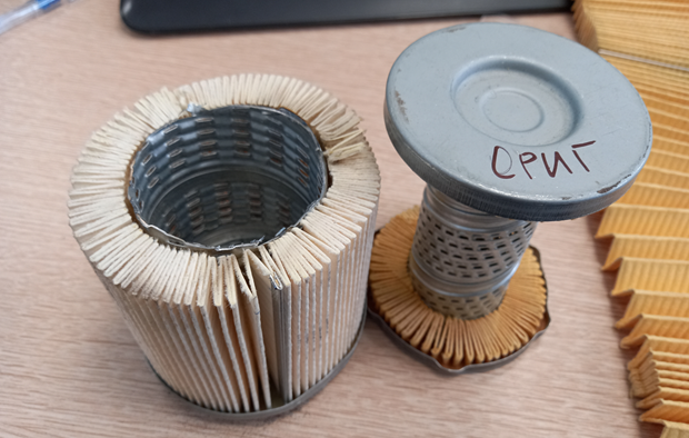 📸 Фото: топливный фильтр в разрезе, сравнение площади фильтрующего элемента и конструкции фильтров