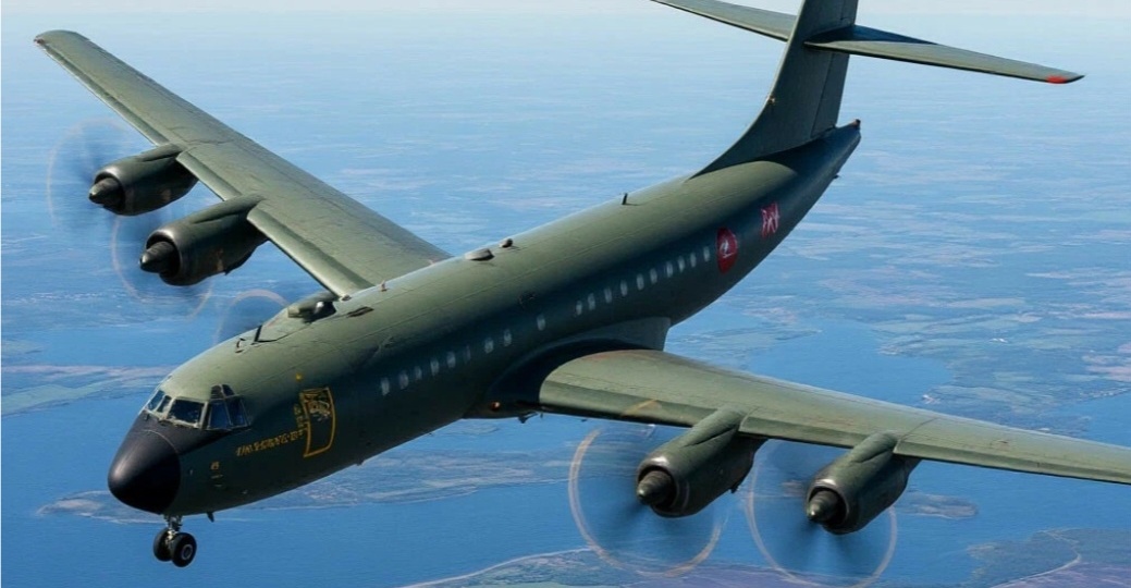 Ил-38: Морской дозорный, который любит посчитать китов (и подлодки)