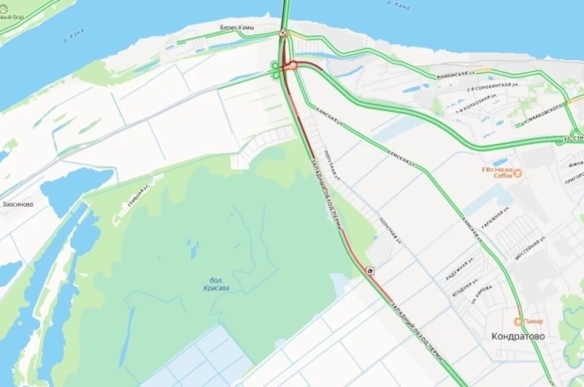    Жители Перми застряли в 4-километровой пробки у моста на Западном обходе