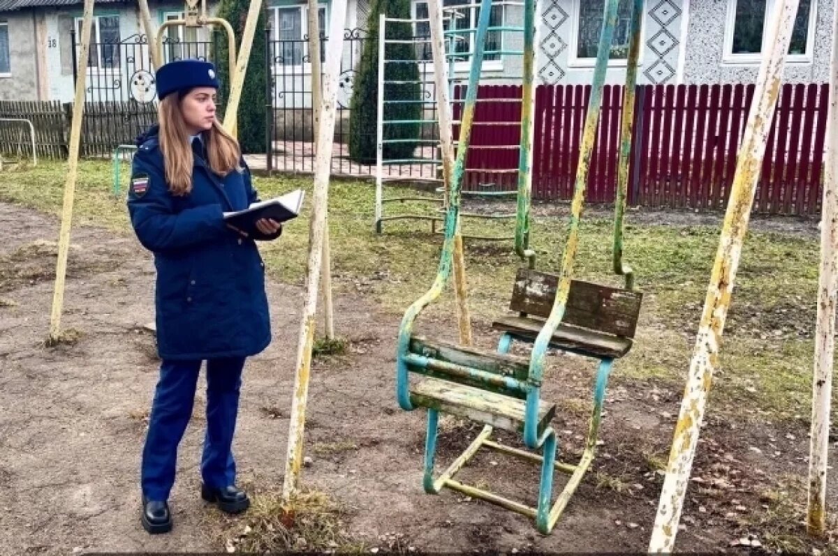    Тульская прокуратура отстояла права детей на качественную игровую площадку