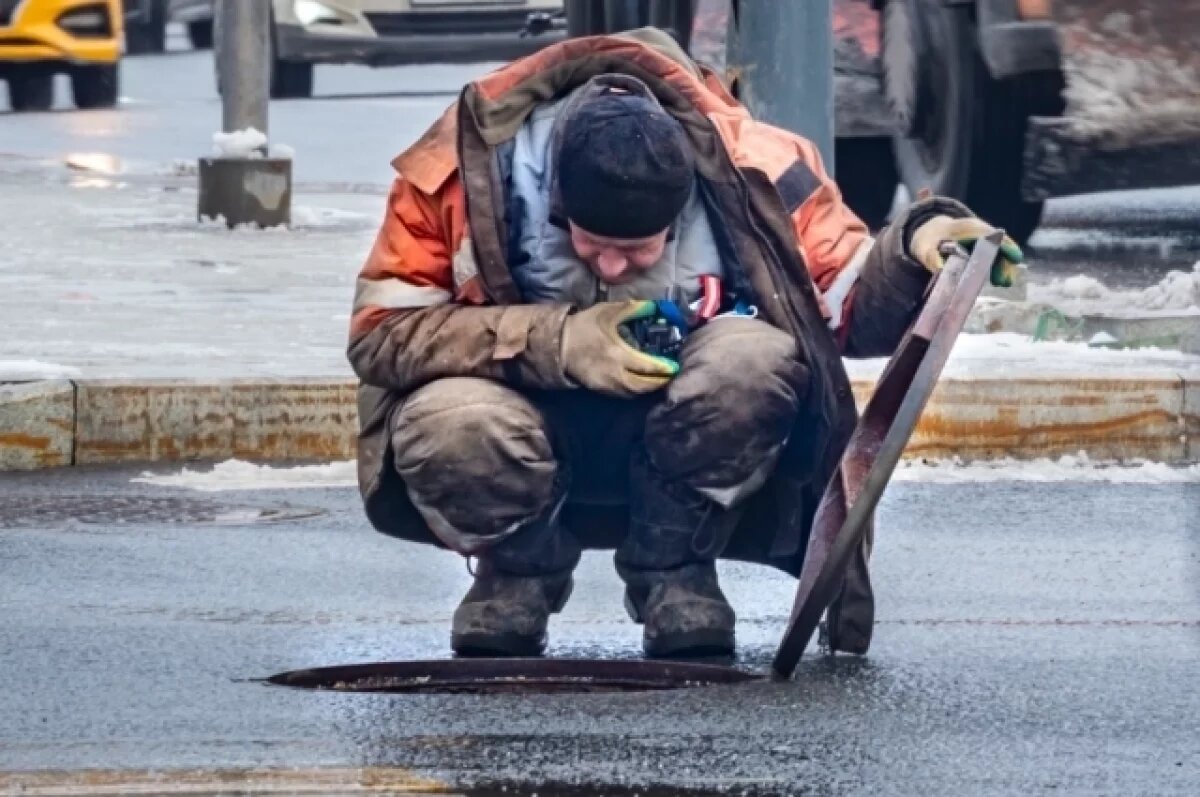    «Пробило балку, бензобак».