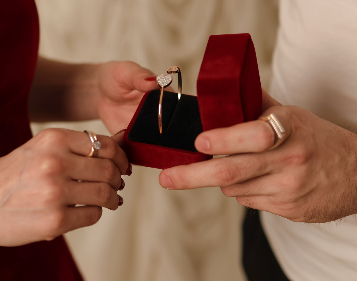 Когда подарок — не предмет, а внимание.