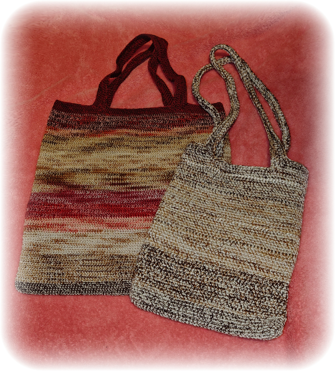 Большой шоеппер связан в две нити ириса, а маленький в пять нитей.