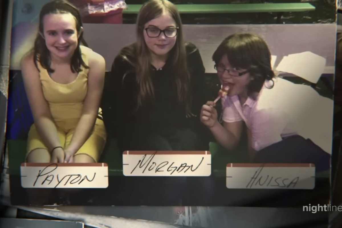 Девушки были хорошими подружками. Скриншот видео YT "ABC News"