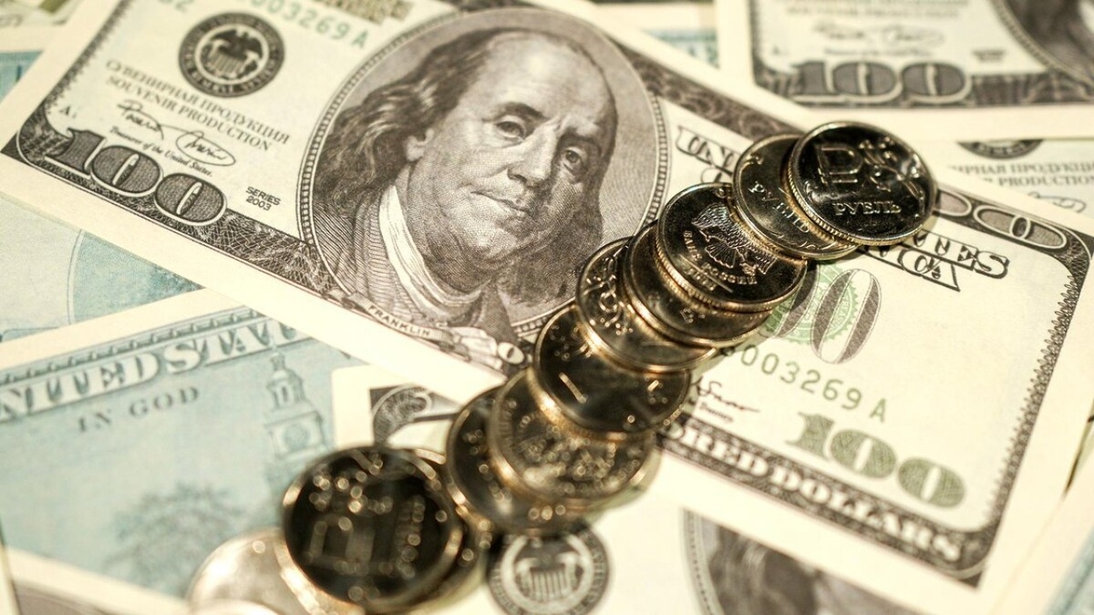    В ВТБ предложили заменить плавающий курс рубля валютным коридором