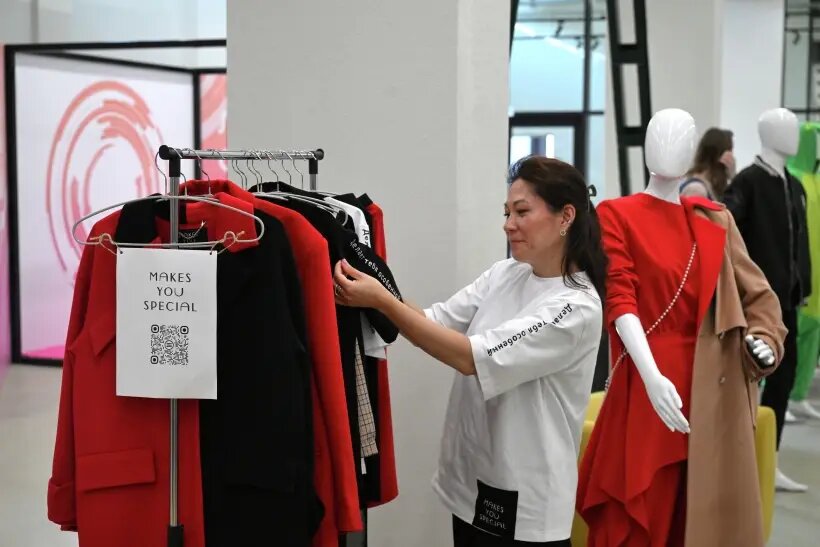  Главным фаворитом нового года будет красный цвет   © РИА Новости. Максим Блинов