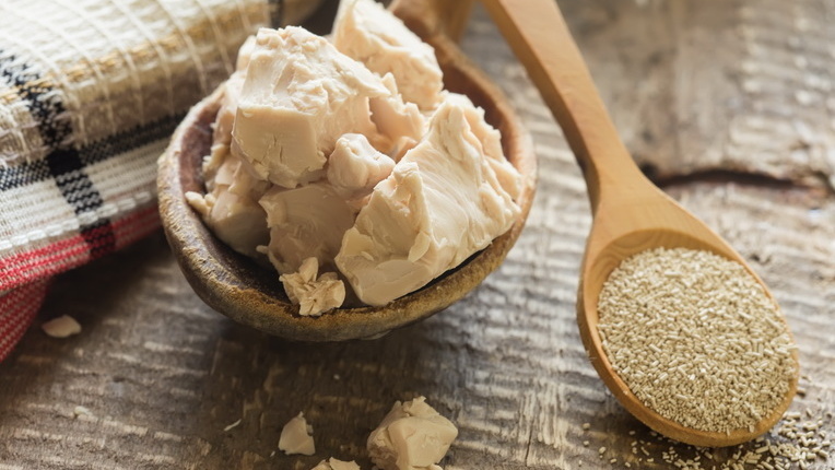 Дрожжи содержат природные ауксины и цитокинины