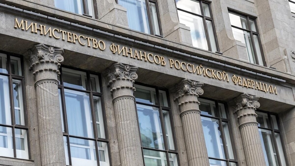    Минфин предложил легализовать наличные расчеты россиян за рубежом