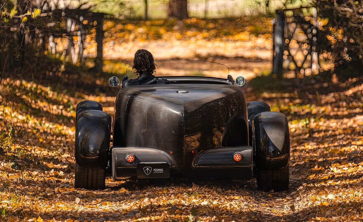 ©Iconic Auto Sports  