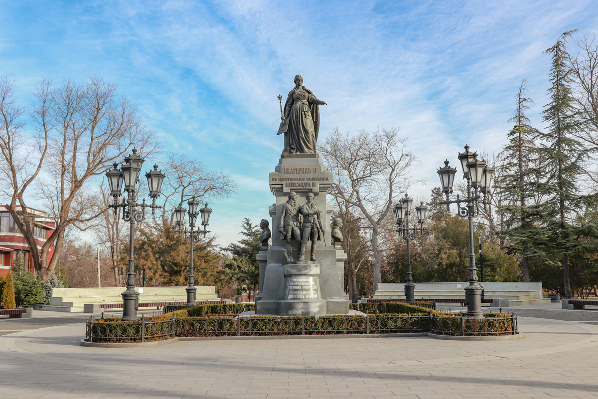 Памятник Екатерине II
© Туристический портал Республики Крым, Алексей Цесельский