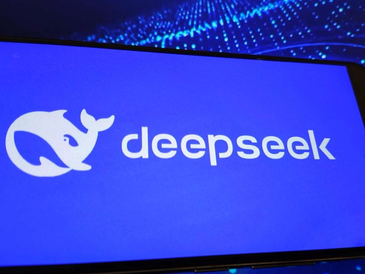    DeepSeek выпустила «глубокомысленные» ИИ-модели V3.2 и V3.2-Speciale