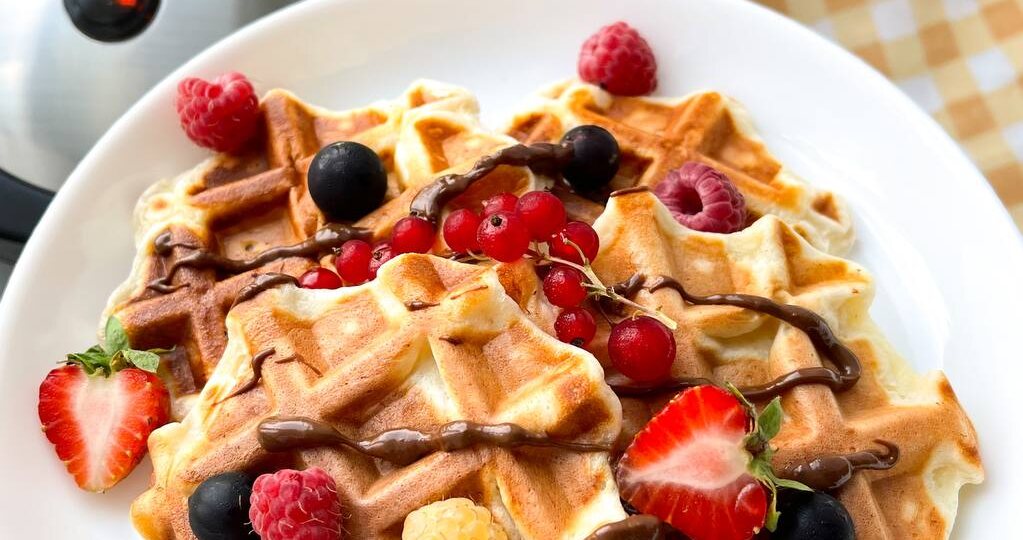 КАКИЕ БОЛЬШЕ ЗАВТРАКИ ЛЮБИТЕ: СЛАДКИЕ ИЛИ НЕТ?