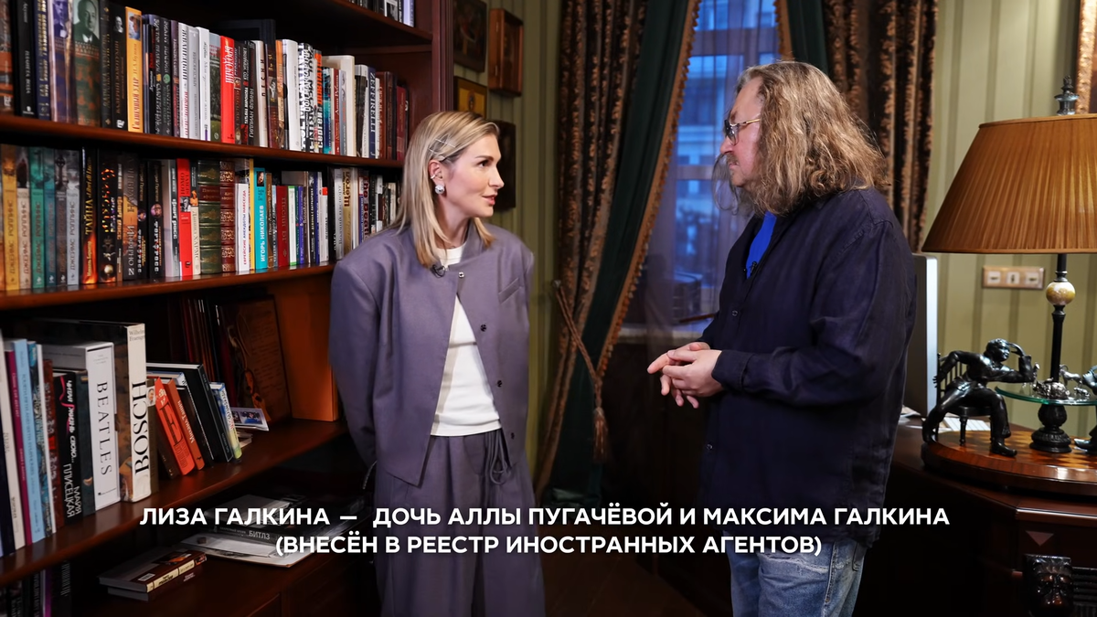 Кадр из видео "Игорь Николаев — о дружбе с Пугачевой и Аллегровой, разводе с Королёвой, мемах и усах"
