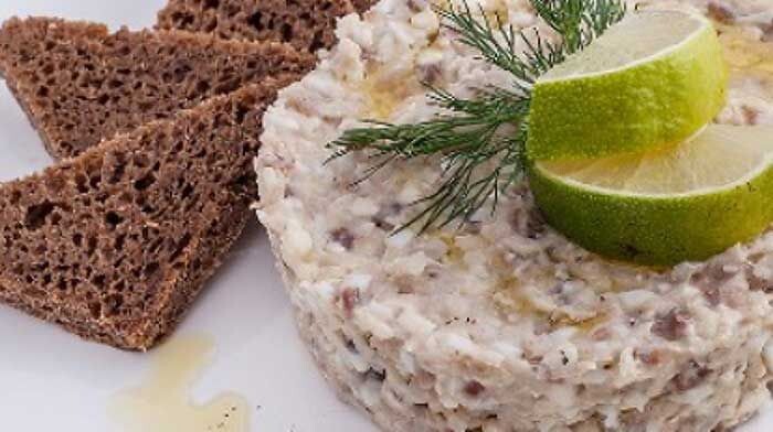 Форшмак классический: закуска к праздничному столу, проверенная временем