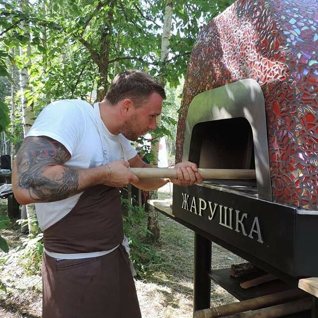 Русская печь Жарушка, отделка не в русском стиле.