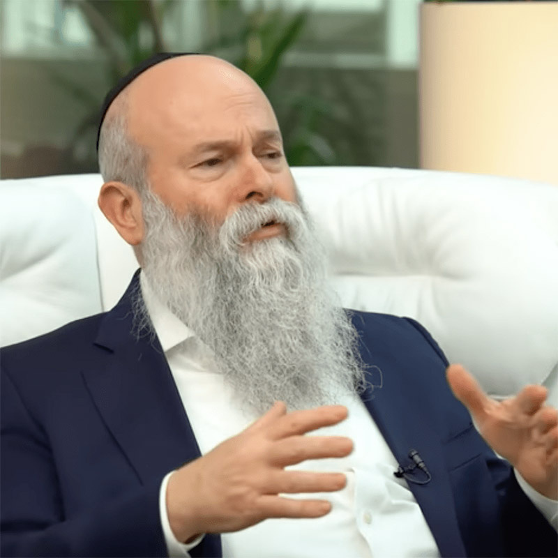 Главный раввин Днепра Шмуэль Каминецкий. Источник: media-server-reader-43yhv3ez4a-ew.a.run.app