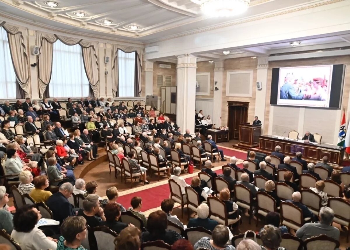    Травников: ветераны НСО остаются самой активной и надёжной частью общества