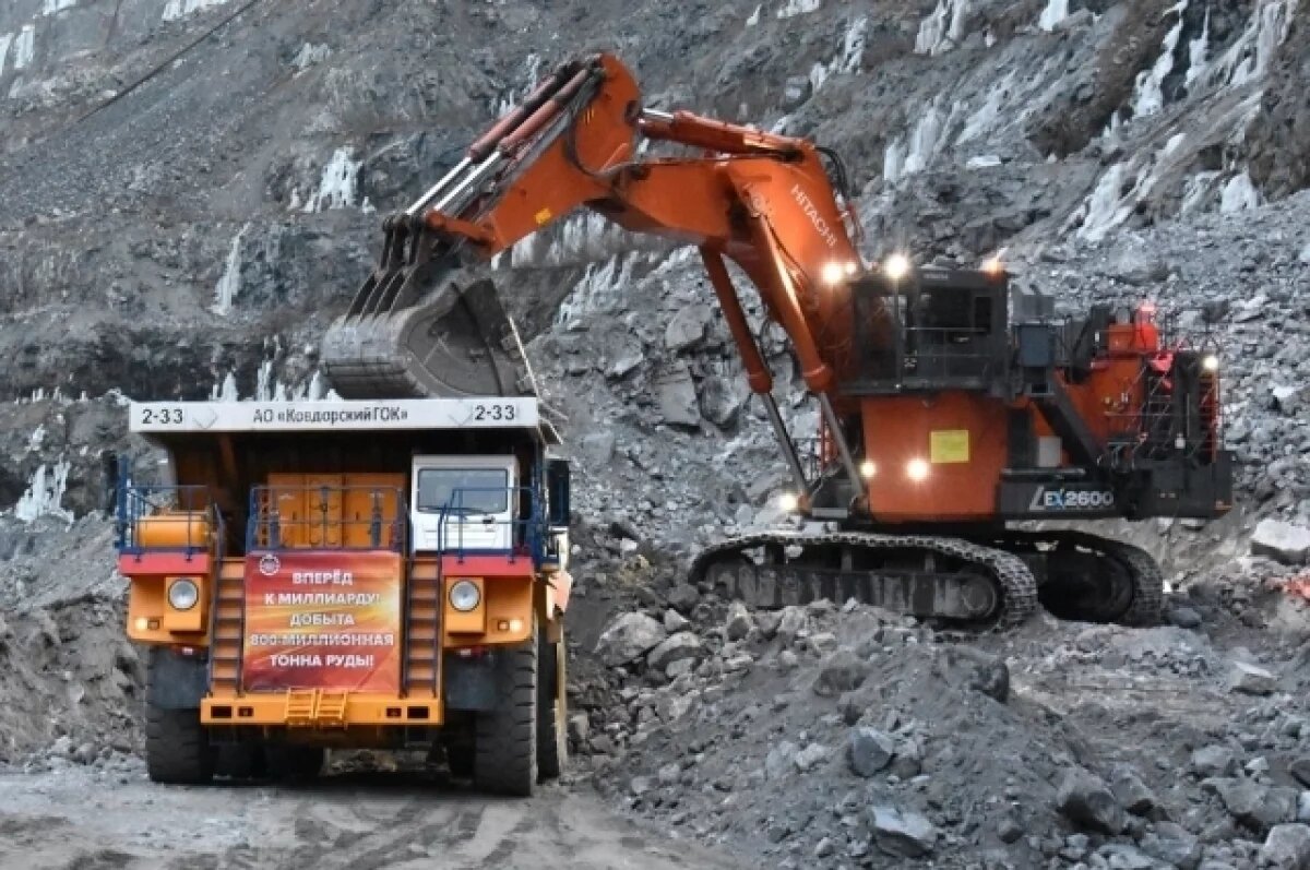    На Ковдорском ГОКе горняки добыли 800-миллионную тонну руды