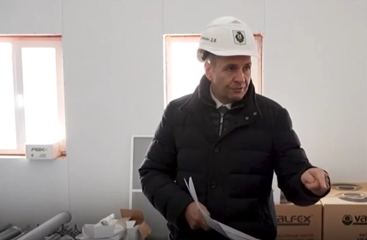    Срыв строительства поликлиники в Хабаровском крае возмутил Демешина