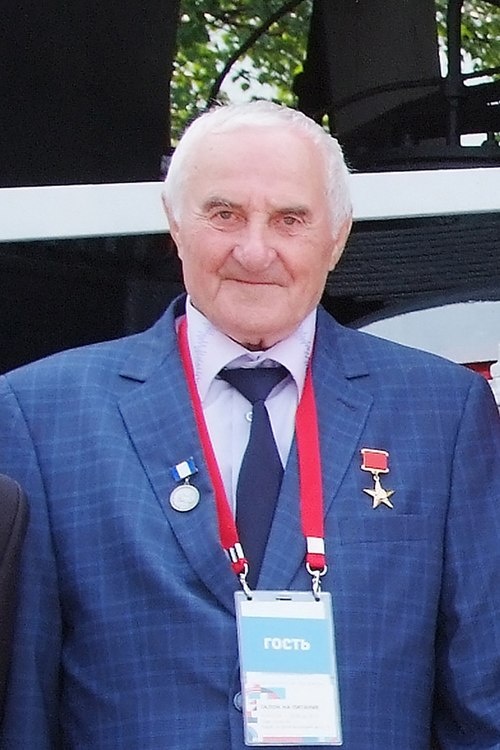 Виктор Иванович Лакомов