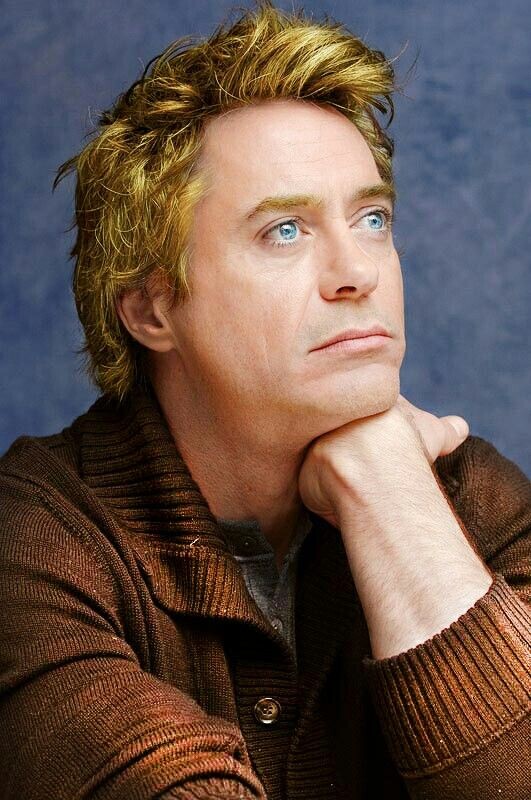 * Портрет скопирован из "Пинтереста"