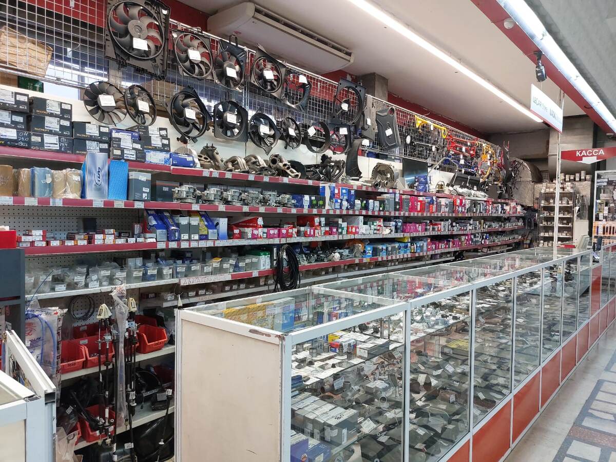 Магазин "Автолюбитель", фирменный отдел ВАЗ