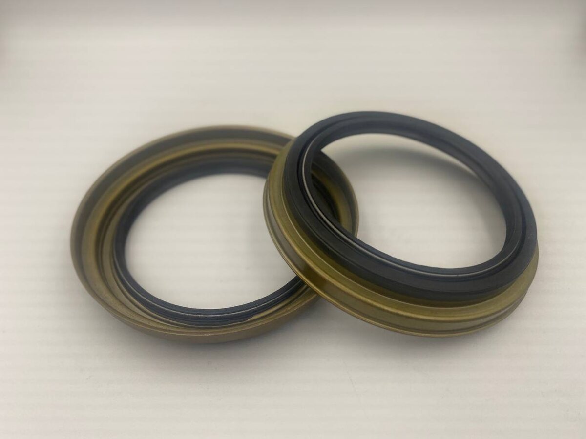 Cальник ступицы | 73*89.5/98*7/15.8 | (XW0126E DBG5Y) | M514 | NOK        
 https://mirsalnikov.ru