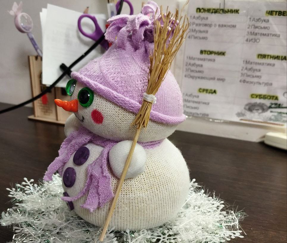 Носик и глазки можно и купить в магазинах для рукоделия.