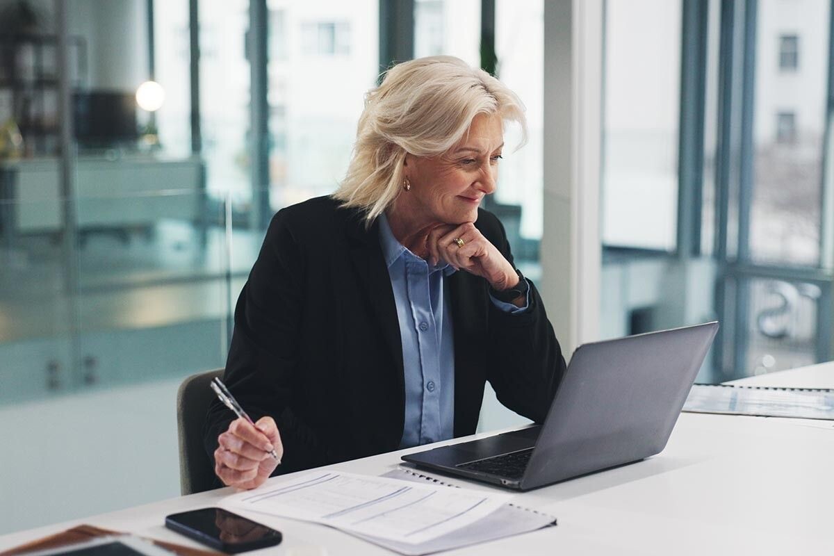 Знание всех типов стейкхолдеров помогает понять, кому и сколько внимания уделить при запуске или развитии бизнеса. Источник: PeopleImages / Shutterstock / FOTODOM📷
