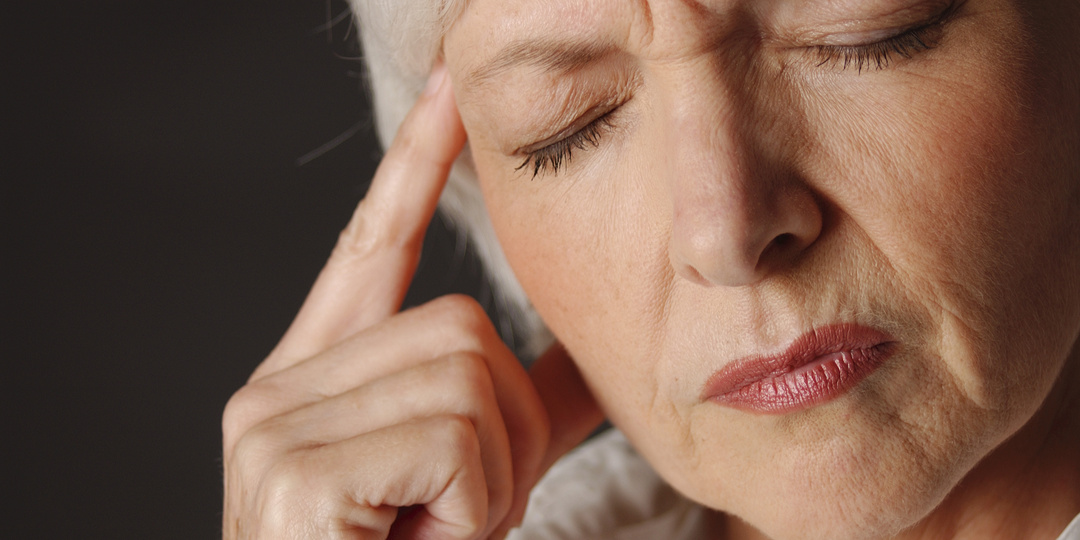 Почему кружится голова и стоит ли волноваться?