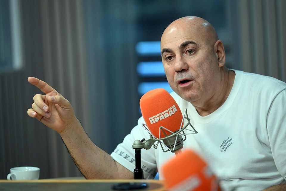 Иосиф Пригожин оценил ситуацию с квартирным вопросом певицы Фото: Евгения ГУСЕВА