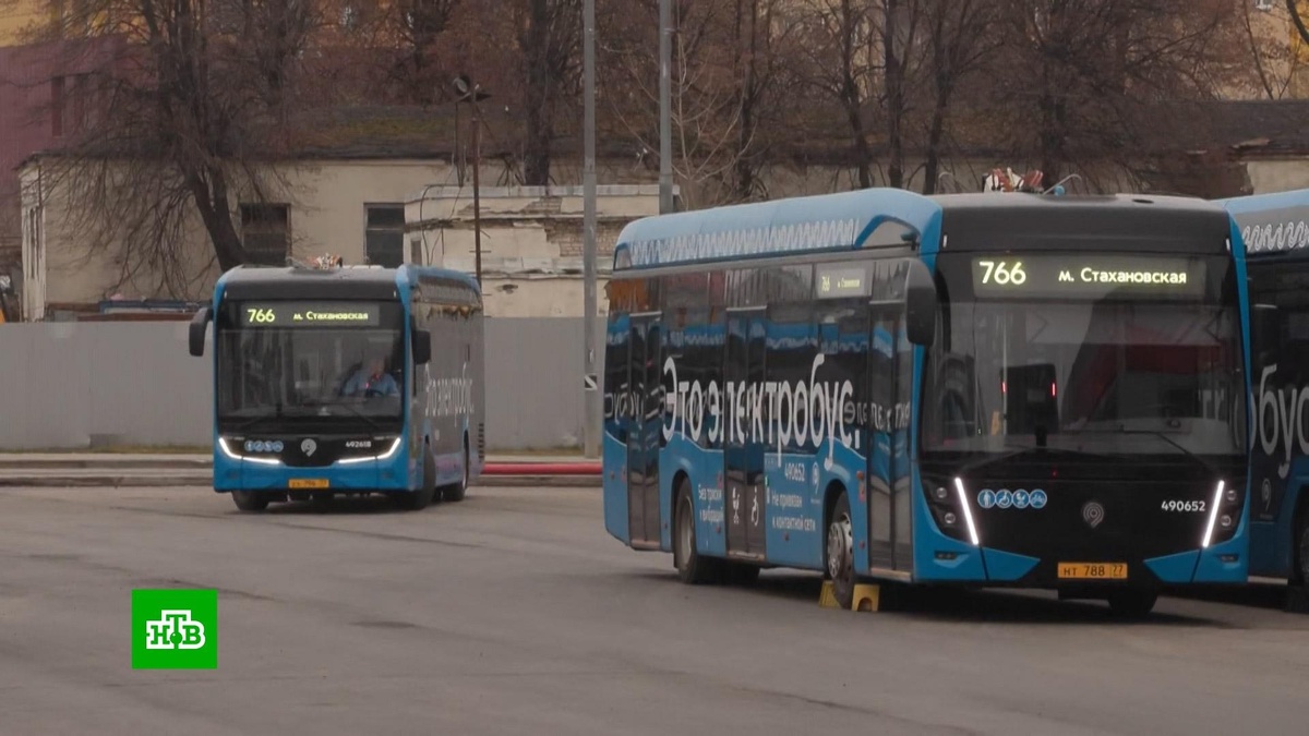    Электробусы вышли на два новых маршрута на юге Москвы