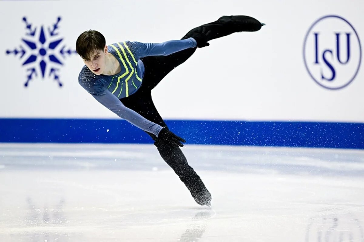    Кирилл Андреевич Марсак — украинский фигурист, выступающий в одиночном катании.