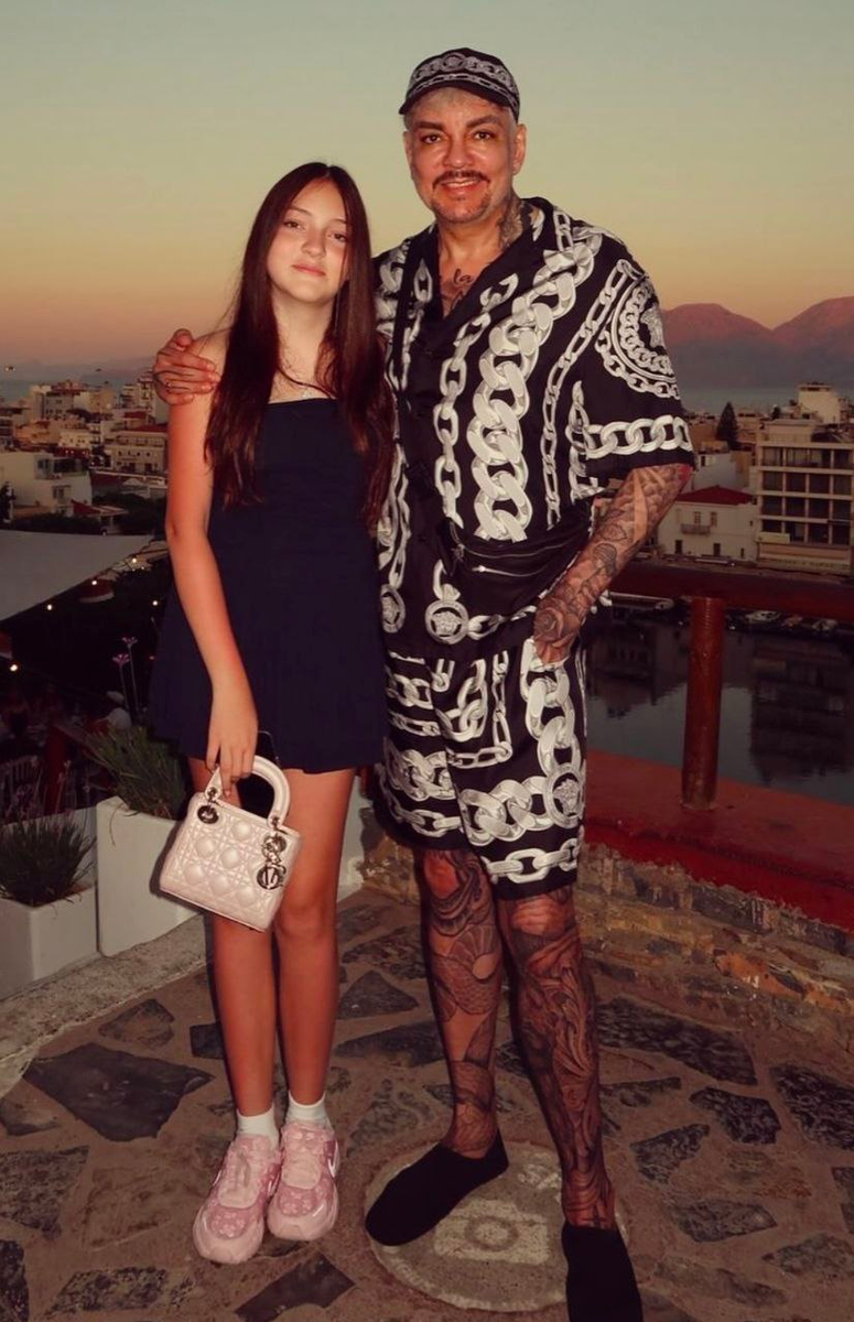 Алла-Виктория и Филипп Киркоров/ Личная страница Филиппа Киркорова в социальной сети