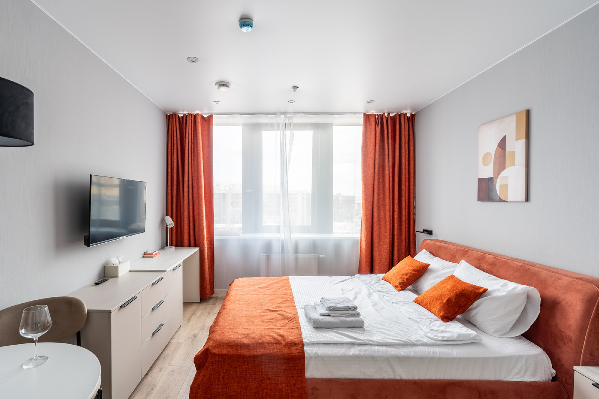 Листайте карусель чтобы увидеть как заиграли апартаменты по-новому