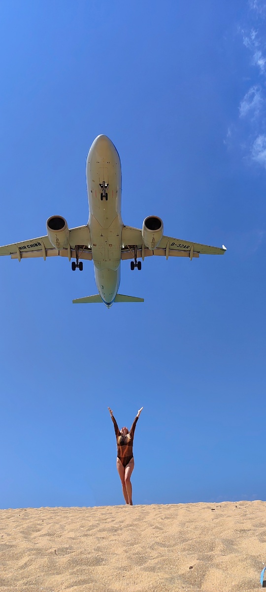 Эх, не влезло крыло самолёта 🤣. Надо переснять. 