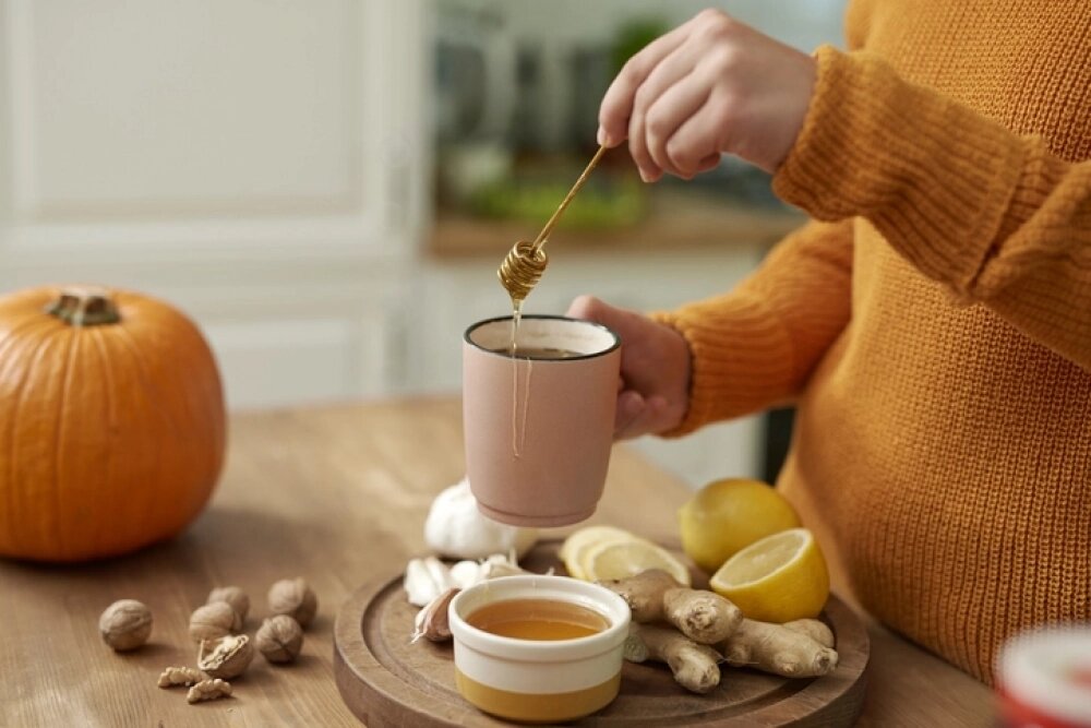    Также нагретый мёд теряет свой цветочный букет. Фото: istockphoto.com