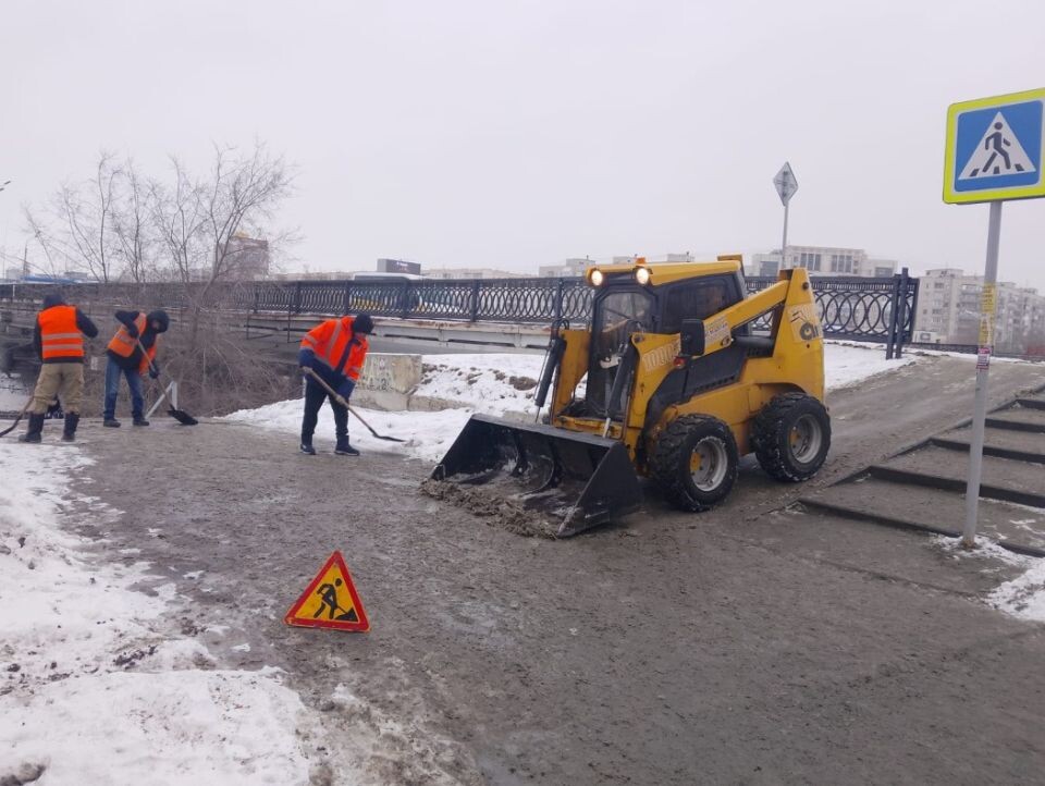    Зимнее содержание улично-дорожной сети Барнаула. Источник: barnaul.org