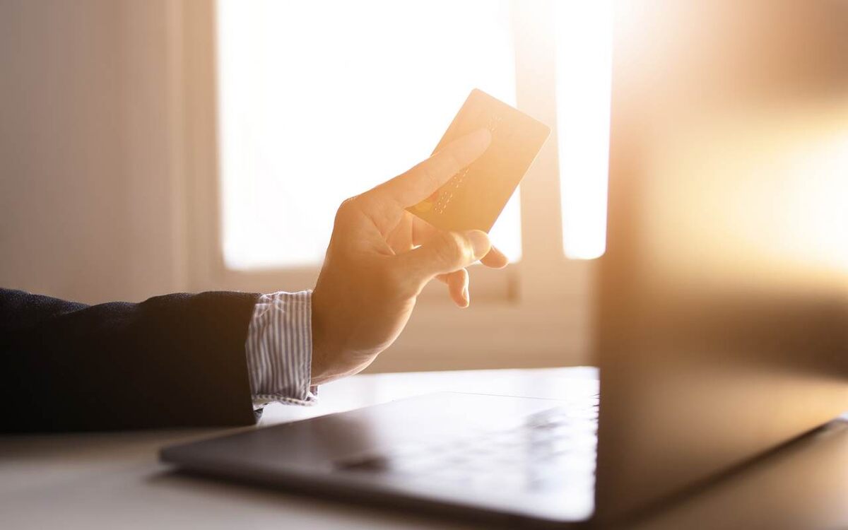    ЦБ продлил на год право банков не раскрывать информацию о собственниках и руководстве Фото – ru.freepik.com