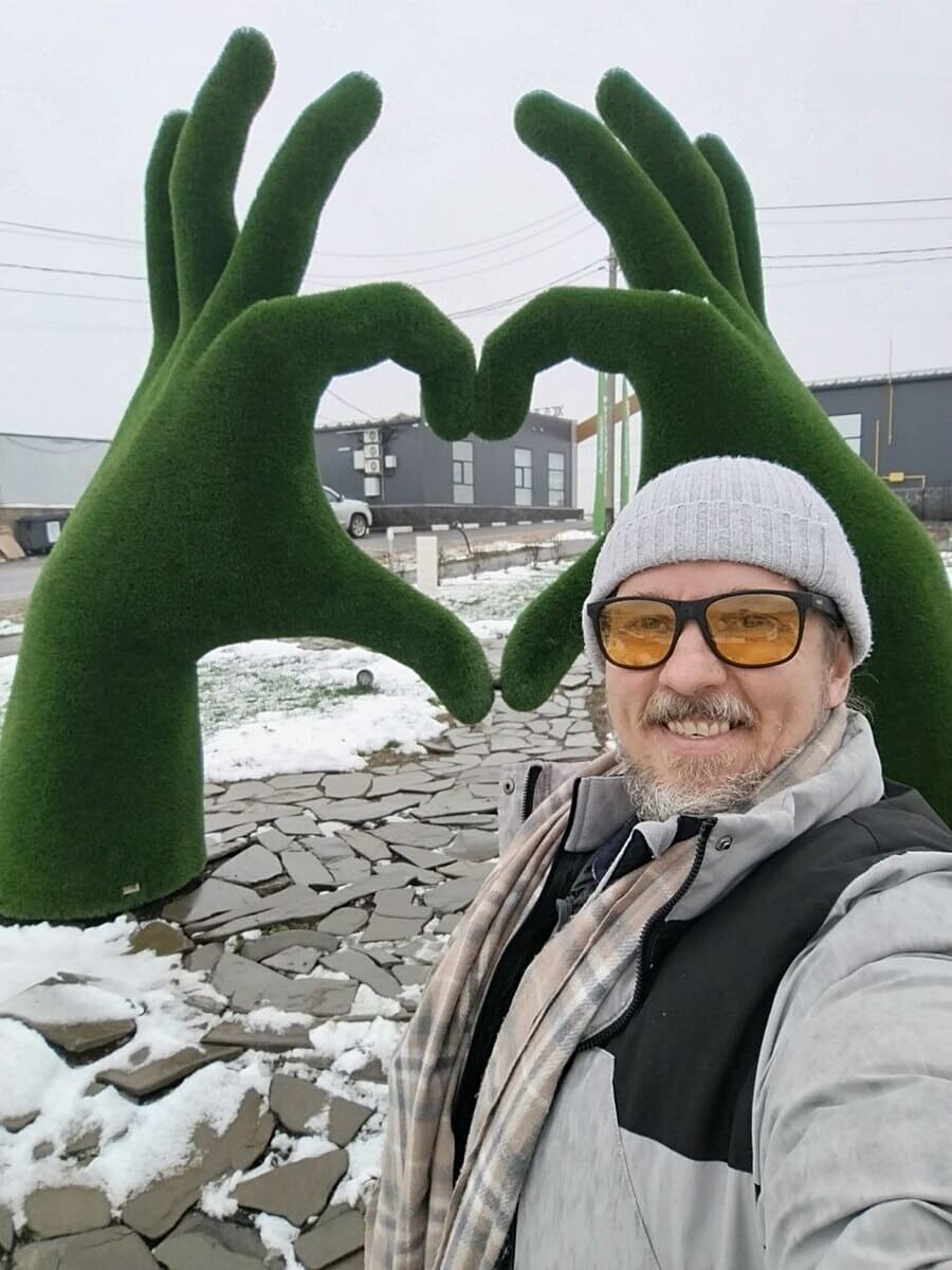    Будущее уже здесь: тест-драйв российского электромобиля и знакомство с новой философией жизни в 60 км от Москвы.