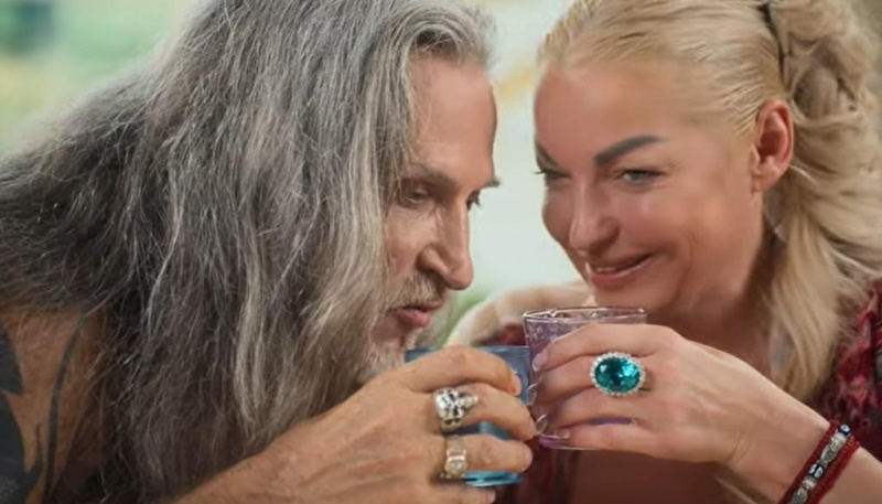 Позор у нас теперь хорошо оплачивается. Фото Яндекс.Картинки. 