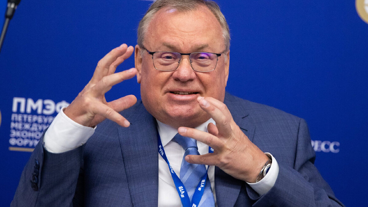 ВТБ против привилегий: Костин о равных возможностях для всех банков