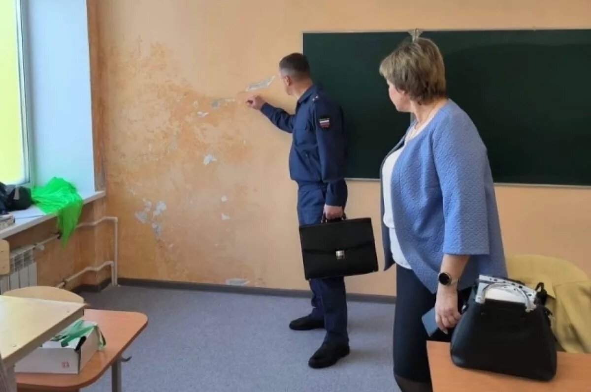    Прокуратура нашла нарушения в недавно отремонтированной школе под Омском